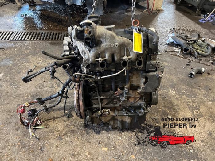 Used Engine Volkswagen Transporter T5 1.9 TDi Price on request offered by Autosloperij Pieper BV