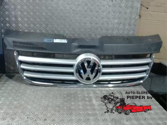 Gebrauchte Grill Volkswagen Transporter T5 2.5 TDi PF Preis € 63,00 Margenregelung angeboten von Autosloperij Pieper BV