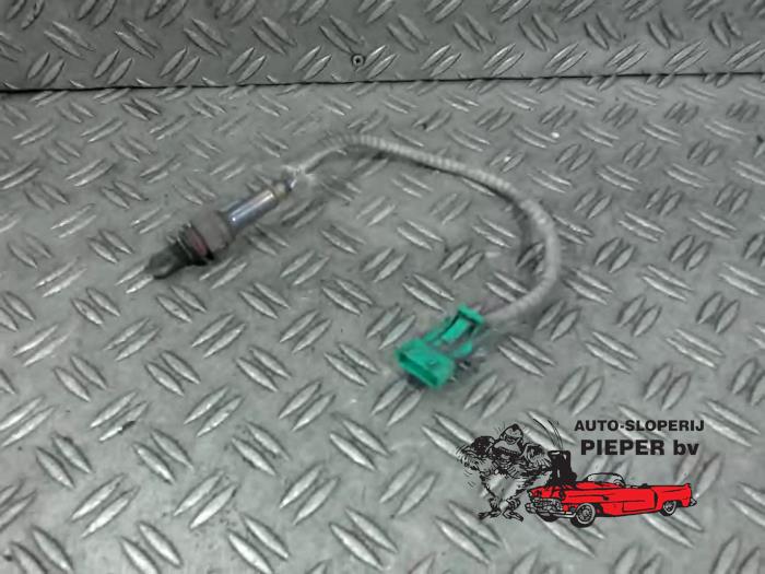 Używane Sonda lambda Peugeot 207/207+ (WA/WC/WM) 1.4 16V Cena € 31,50 Procedura marży oferowane przez Autosloperij Pieper BV