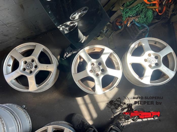 Wheel - Alloy - Autosloperij Pieper BV | ProxyParts.com