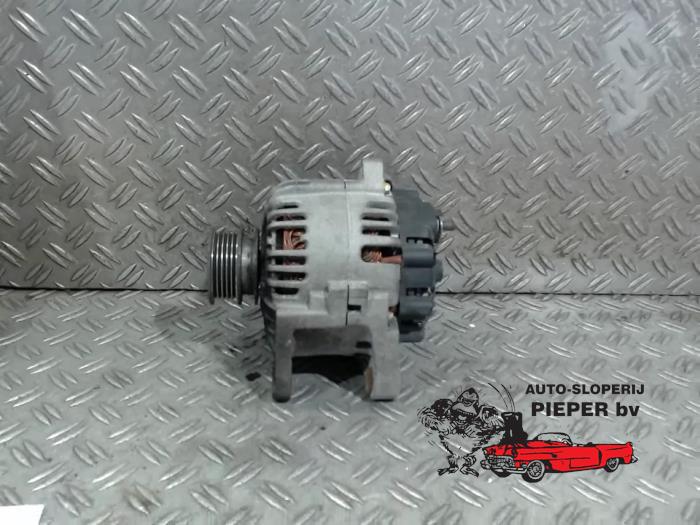 Gebrauchte Dynamo Renault Kangoo Express (FC) 1.5 dCi 60 Preis € 42,00 Margenregelung angeboten von Autosloperij Pieper BV
