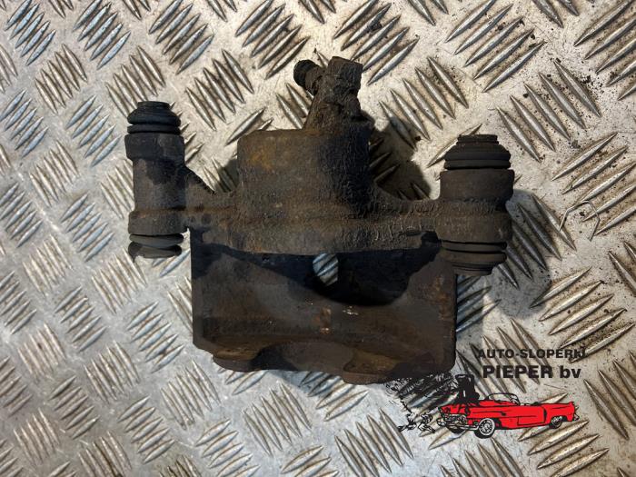 Gebrauchte Bremszange links vorne Toyota Starlet (EP9) 1.3,XLi,GLi 16V Preis € 36,75 Margenregelung angeboten von Autosloperij Pieper BV