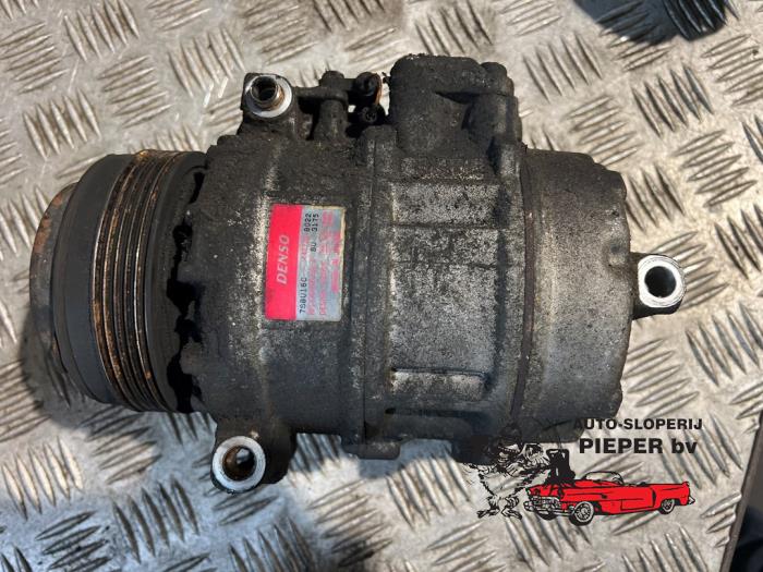 Usagé Compresseur de clim BMW 3 serie Touring (E46/3) 320i 24V Prix € 73,50 Règlement à la marge proposé par Autosloperij Pieper BV