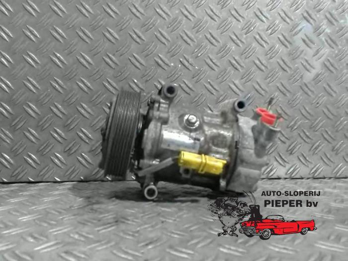 Usagé Compresseur de clim Peugeot 206+ (2L/M) 1.1 XR,XS Prix € 78,75 Règlement à la marge proposé par Autosloperij Pieper BV