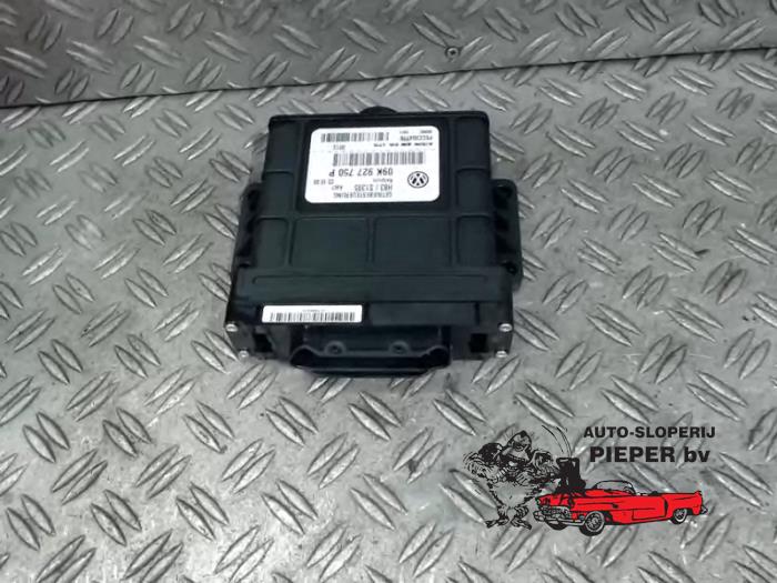 Used Automatic gearbox computer Volkswagen Transporter T5 2.5 TDi Price € 131,25 Margin scheme offered by Autosloperij Pieper BV