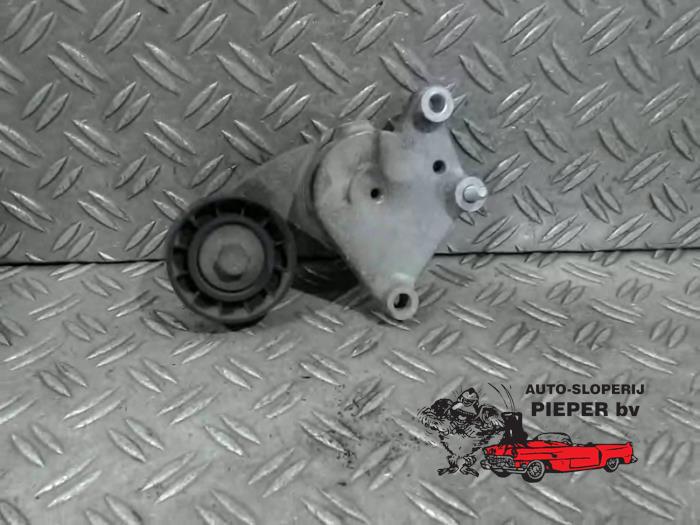 Usados Rodillo tensor correa múltiple Ford Mondeo V Wagon 1.5 TDCi Precio € 36,75 Norma de margen ofrecido por Autosloperij Pieper BV