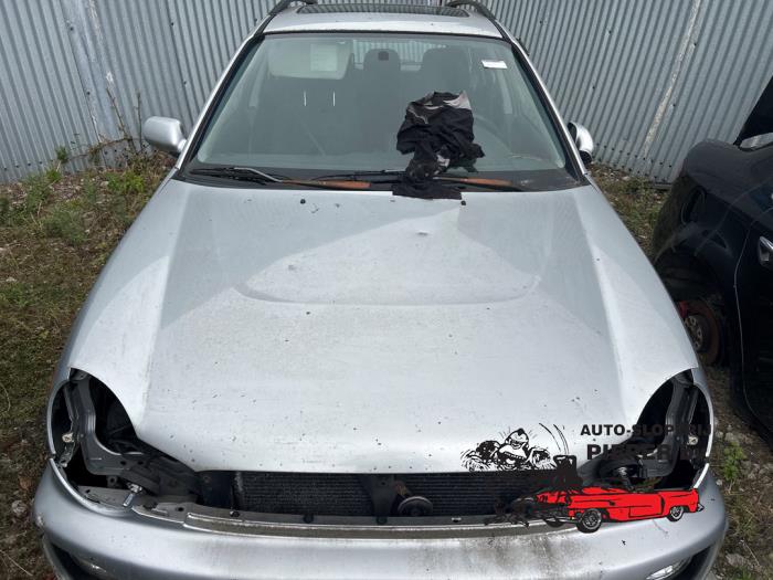 Używane Maska Subaru Impreza II Plus (GG) 2.0 16V TS,GX 4x4 Cena € 90,00 Procedura marży oferowane przez Autosloperij Pieper BV