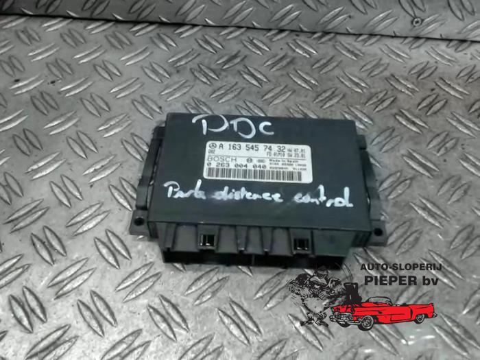 Begagnade PDC-modul Mercedes ML I (163) 500 5.0 V8 24V Pris € 52,50 Marginaltabell erbjuds av Autosloperij Pieper BV