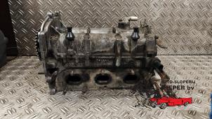 Topplock från en Volkswagen Polo IV (9N1/2/3) 1.2 12V 2005