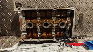 Topplock från en Volkswagen Polo IV (9N1/2/3) 1.2 12V 2005