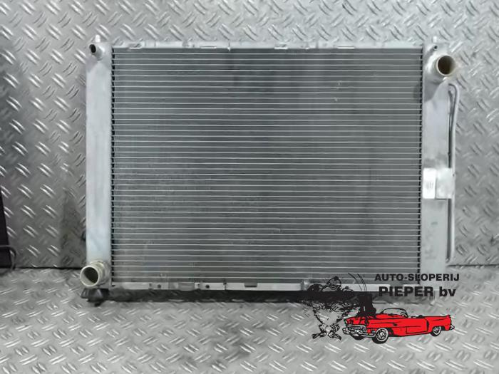 Usagé Radiateur Renault Clio III Estate/Grandtour (KR) 1.2 16V TCE 100 Prix € 42,00 Règlement à la marge proposé par Autosloperij Pieper BV