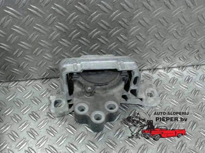 Gebrauchte Motorlager Ford Focus 3 Wagon 1.0 Ti-VCT EcoBoost 12V 125 Preis € 36,75 Margenregelung angeboten von Autosloperij Pieper BV