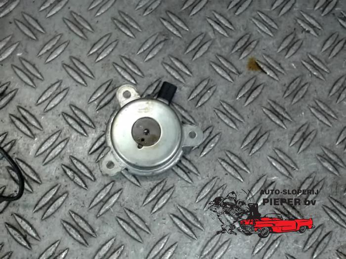 Gebrauchte Nockenwelle Sensor Ford Focus 3 Wagon 1.0 Ti-VCT EcoBoost 12V 125 Preis € 47,25 Margenregelung angeboten von Autosloperij Pieper BV