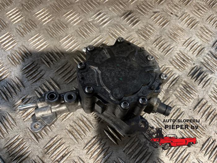Usagé Pompe à vide (diesel) Volkswagen Caddy III (2KA,2KH,2CA,2CH) 2.0 SDI Prix € 52,50 Règlement à la marge proposé par Autosloperij Pieper BV