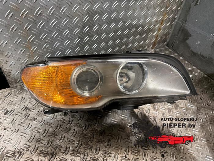Używane Reflektor prawy BMW 3 serie (E46/2) 330 Ci 24V Cena € 288,75 Procedura marży oferowane przez Autosloperij Pieper BV