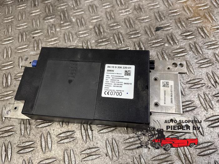 Begagnade Bluetooth-modul BMW 5 serie Touring (F11) 520i 16V Pris € 131,25 Marginaltabell erbjuds av Autosloperij Pieper BV