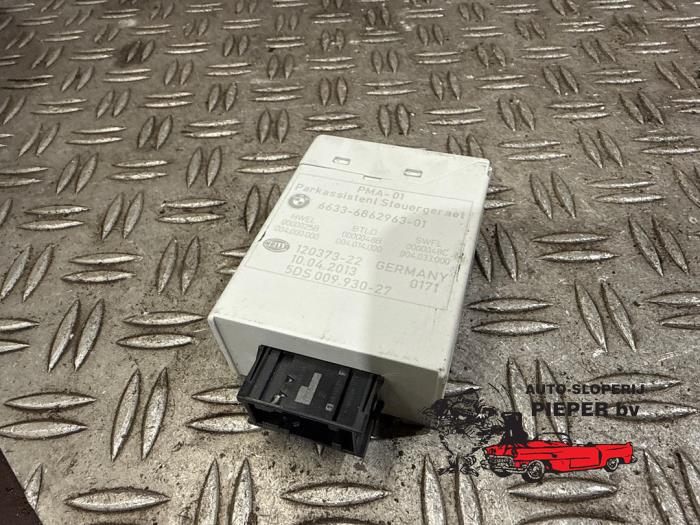 Begagnade PDC-modul BMW 5 serie Touring (F11) 520i 16V Pris € 52,50 Marginaltabell erbjuds av Autosloperij Pieper BV
