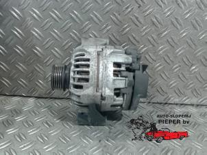 Dynamo van een MG ZR 1.8 16V VVC 160 2002