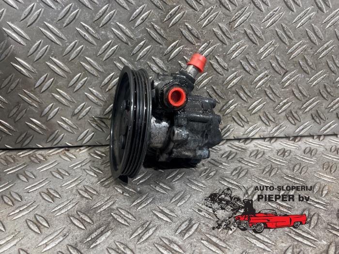 Usagé Pompe direction assistée BMW 3 serie Touring (E91) 330d 24V Prix € 52,50 Règlement à la marge proposé par Autosloperij Pieper BV