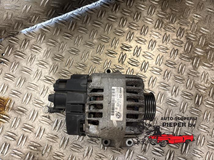 Begagnade Dynamo Fiat Idea (350AX) 1.4 16V Pris € 36,75 Marginaltabell erbjuds av Autosloperij Pieper BV