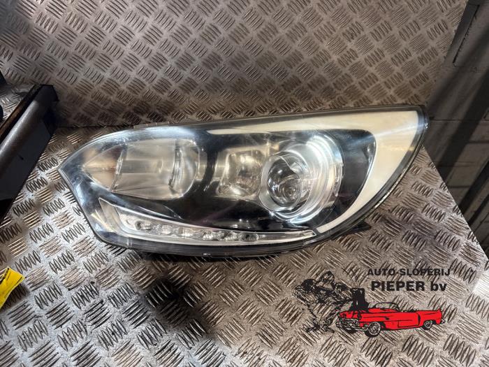 Gebrauchte Scheinwerfer links Kia Rio III (UB) 1.2 CVVT 16V Preis € 236,25 Margenregelung angeboten von Autosloperij Pieper BV