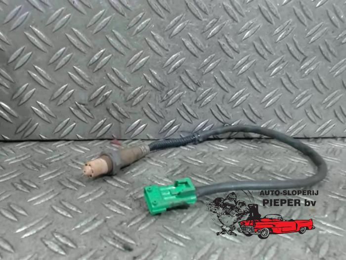 Używane Sonda lambda Peugeot 206 (2A/C/H/J/S) 1.4 XR,XS,XT,Gentry Cena € 36,75 Procedura marży oferowane przez Autosloperij Pieper BV