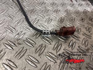 Lambda probe from a Volkswagen Up! (121) 1.0 12V 75 2013
