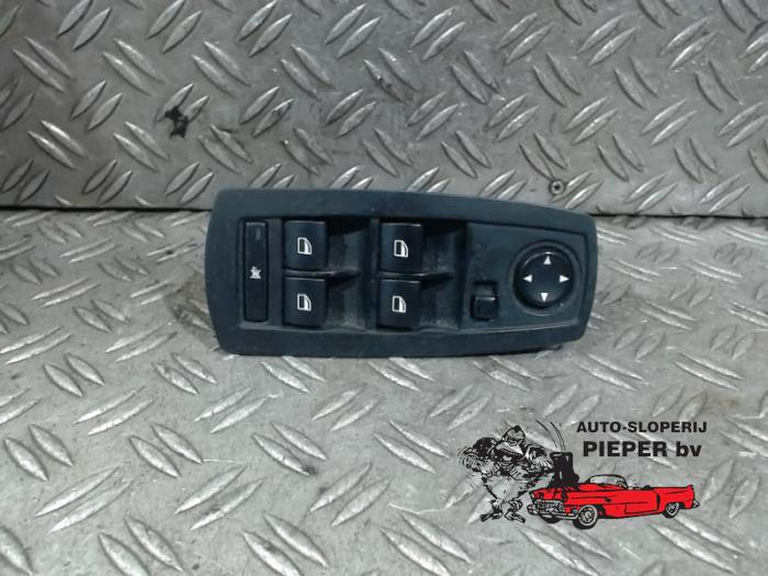 Usados Interruptor de ventanilla eléctrica BMW X3 (E83) 2.0d 16V Precio € 78,75 Norma de margen ofrecido por Autosloperij Pieper BV