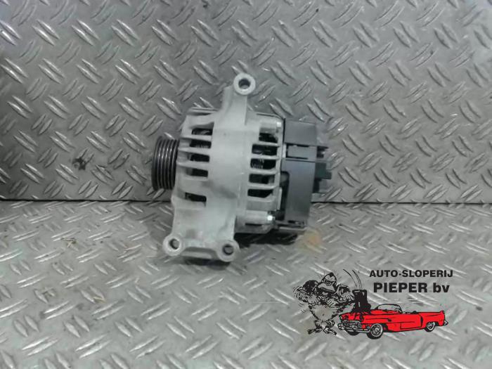 Używane Pradnica Fiat Grande Punto (199) 1.2 Cena € 42,00 Procedura marży oferowane przez Autosloperij Pieper BV