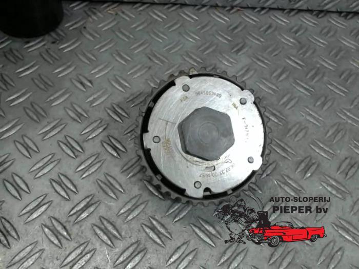 Begagnade Kamaxeldrev Peugeot 207/207+ (WA/WC/WM) 1.4 16V Pris € 36,75 Marginaltabell erbjuds av Autosloperij Pieper BV