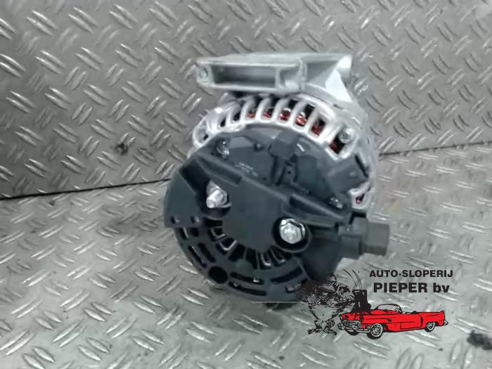 Begagnade Dynamo Opel Zafira (F75) 2.2 16V Pris € 78,75 Marginaltabell erbjuds av Autosloperij Pieper BV