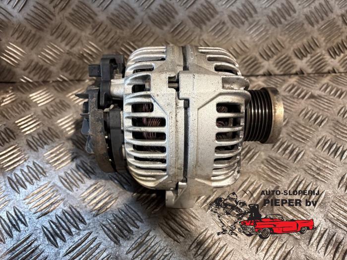 Usagé Dynamo Volvo S60 I (RS/HV) 2.4 T 20V Prix € 42,00 Règlement à la marge proposé par Autosloperij Pieper BV