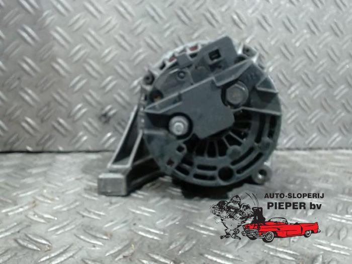 Dynamo van een Volvo S80 (TR/TS) 2.9 SE 24V 2000