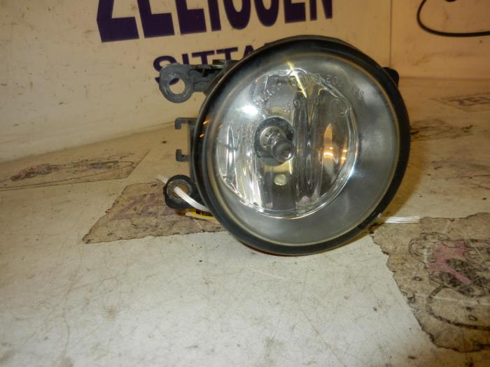 Używane Halogen prawy Suzuki Swift (ZA/ZC/ZD1/2/3/9) 1.3 VVT 16V Cena na żądanie oferowane przez Zelissen V.O.F. autodemontage