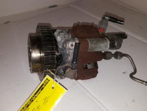Used Diesel pump Ford Connect Price on request offered by Zelissen V.O.F. autodemontage