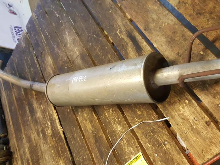Gebrauchte Auspuff Mitteldämpfer Opel Corsa B (73/78/79) 1.2i 16V Preis auf Anfrage angeboten von Zelissen V.O.F. autodemontage