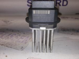 Used Heater resistor Landrover Freelander Price € 31,50 Margin scheme offered by Zelissen V.O.F. autodemontage