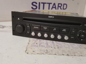 Used Radio CD player Peugeot 207/207+ (WA/WC/WM) 1.4 Price on request offered by Zelissen V.O.F. autodemontage