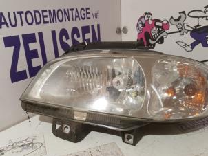 Używane Reflektor lewy Seat Ibiza II (6K1) 1.4 Cena na żądanie oferowane przez Zelissen V.O.F. autodemontage