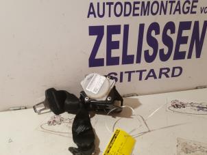 Used Rear seatbelt, left Audi A1 (8X1/8XK) 1.2 TFSI Price on request offered by Zelissen V.O.F. autodemontage