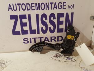 Used Accelerator pedal Volkswagen Polo V (6R) 1.4 TDI DPF BlueMotion technology Price on request offered by Zelissen V.O.F. autodemontage