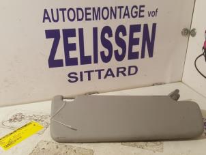Używane Oslona przeciwsloneczna Opel Corsa D 1.3 CDTi 16V ecoFLEX Cena na żądanie oferowane przez Zelissen V.O.F. autodemontage