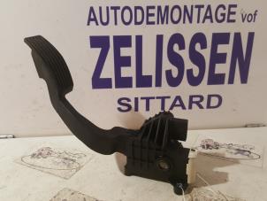 Used Accelerator pedal Opel Corsa D 1.3 CDTi 16V ecoFLEX Price on request offered by Zelissen V.O.F. autodemontage