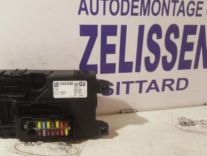 Usados Caja de fusibles Opel Corsa D 1.3 CDTi 16V ecoFLEX Precio de solicitud ofrecido por Zelissen V.O.F. autodemontage