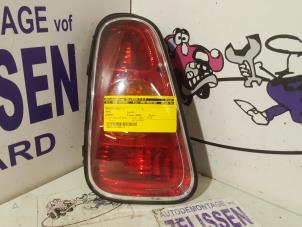 Gebrauchte Rücklicht links Mini Cooper Preis € 42,00 Margenregelung angeboten von Zelissen V.O.F. autodemontage