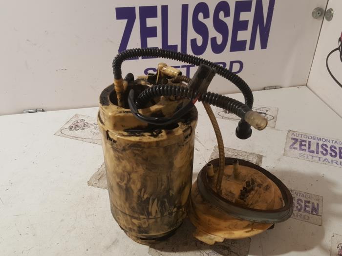 Gebrauchte Benzinpumpe Volkswagen Touareg (7LA/7L6) 5.0 TDI V10 Preis auf Anfrage angeboten von Zelissen V.O.F. autodemontage
