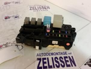 Used Fuse box Daihatsu Sirion 2 (M3) 1.0 12V DVVT Price on request offered by Zelissen V.O.F. autodemontage