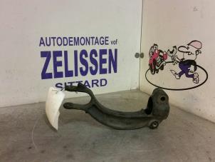 Used Knuckle bracket, front left Audi Q5 Price on request offered by Zelissen V.O.F. autodemontage