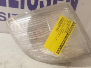 Used Indicator lens, right Mercedes Vito (638.1/2) 2.2 CDI 108 16V Price on request offered by Zelissen V.O.F. autodemontage