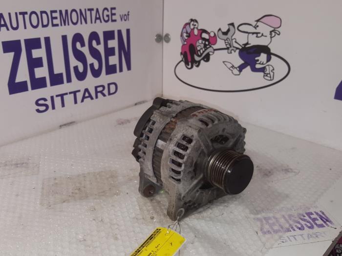 Begagnade Dynamo Volkswagen Passat (3C2) 2.0 TDI 16V 140 Pris på förfrågan erbjuds av Zelissen V.O.F. autodemontage